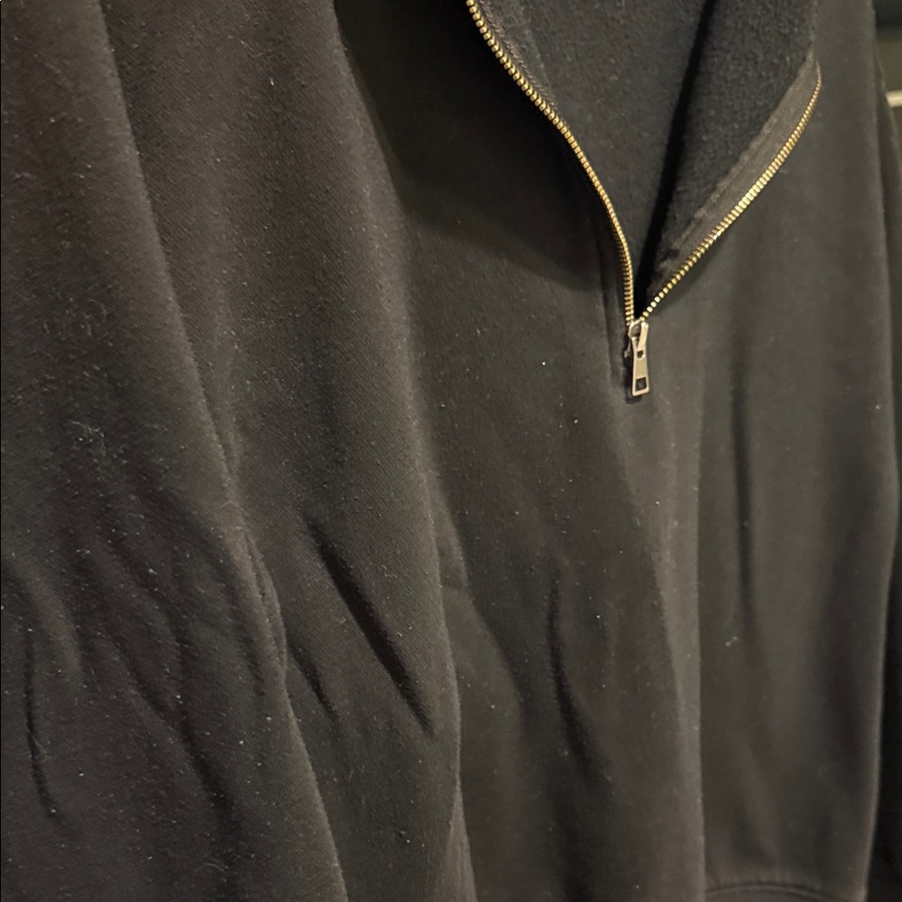 Universal Thread Quarter-Zip Pullover - Picture 4 of 5